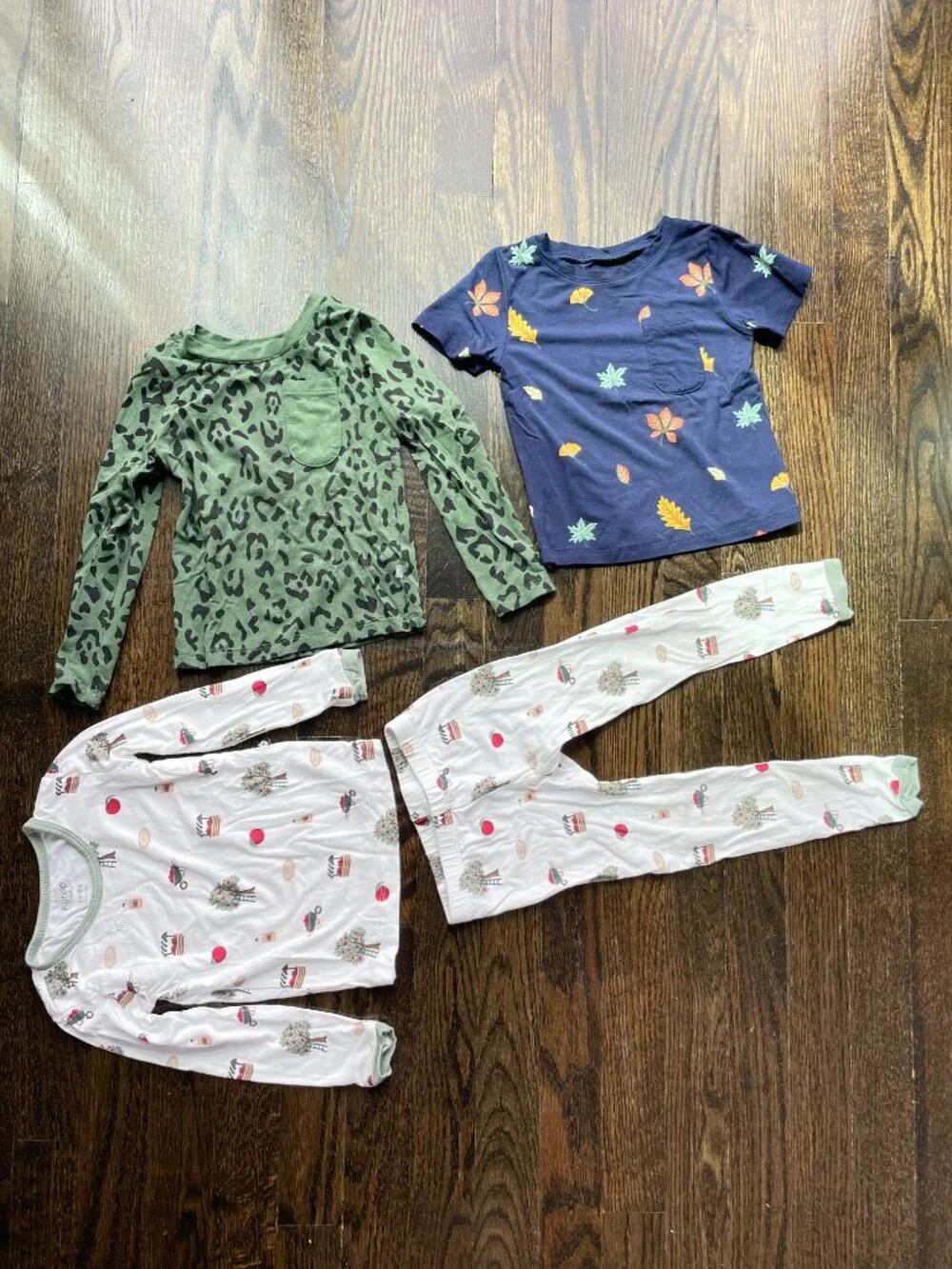 Kyte BABY Apple Orchard 18-24months two-piece pajama print